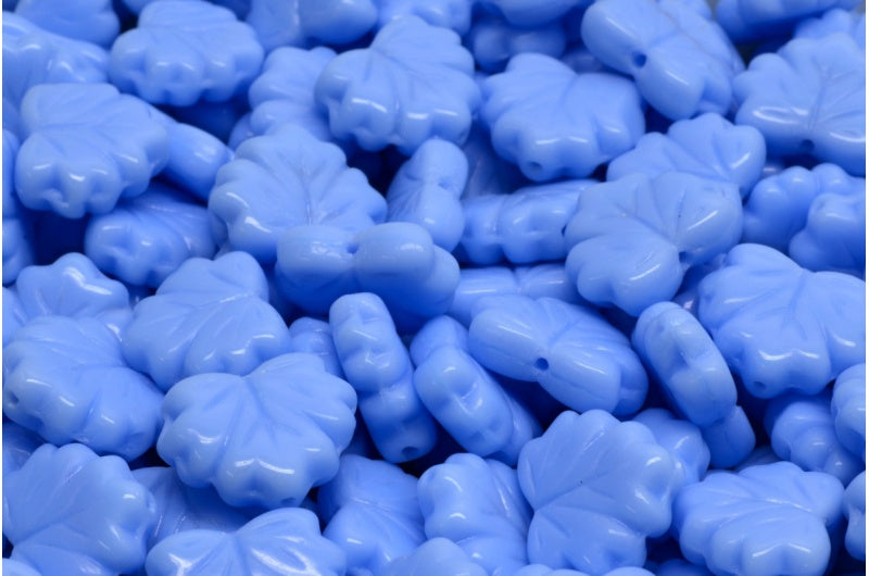 メープルリーフビーズ、不透明ライトブルー（33010）、ガラス、チェコ共和国