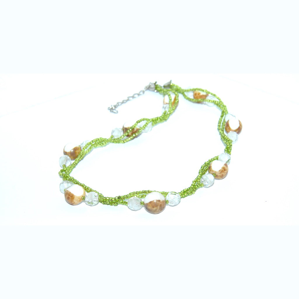 Simple necklace with rocailles seed beads and polished table cut beads, Green (N651210-D)