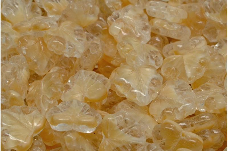 メープルリーフビーズ、ベージュ（R0140）、ガラス、チェコ共和国