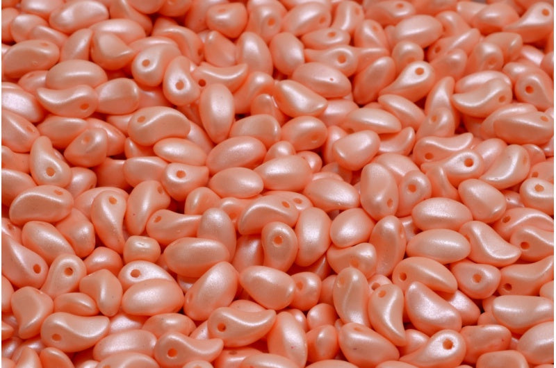 Lily Petal Beads, White 29303 (02010-29303), Glass, Czech Republic