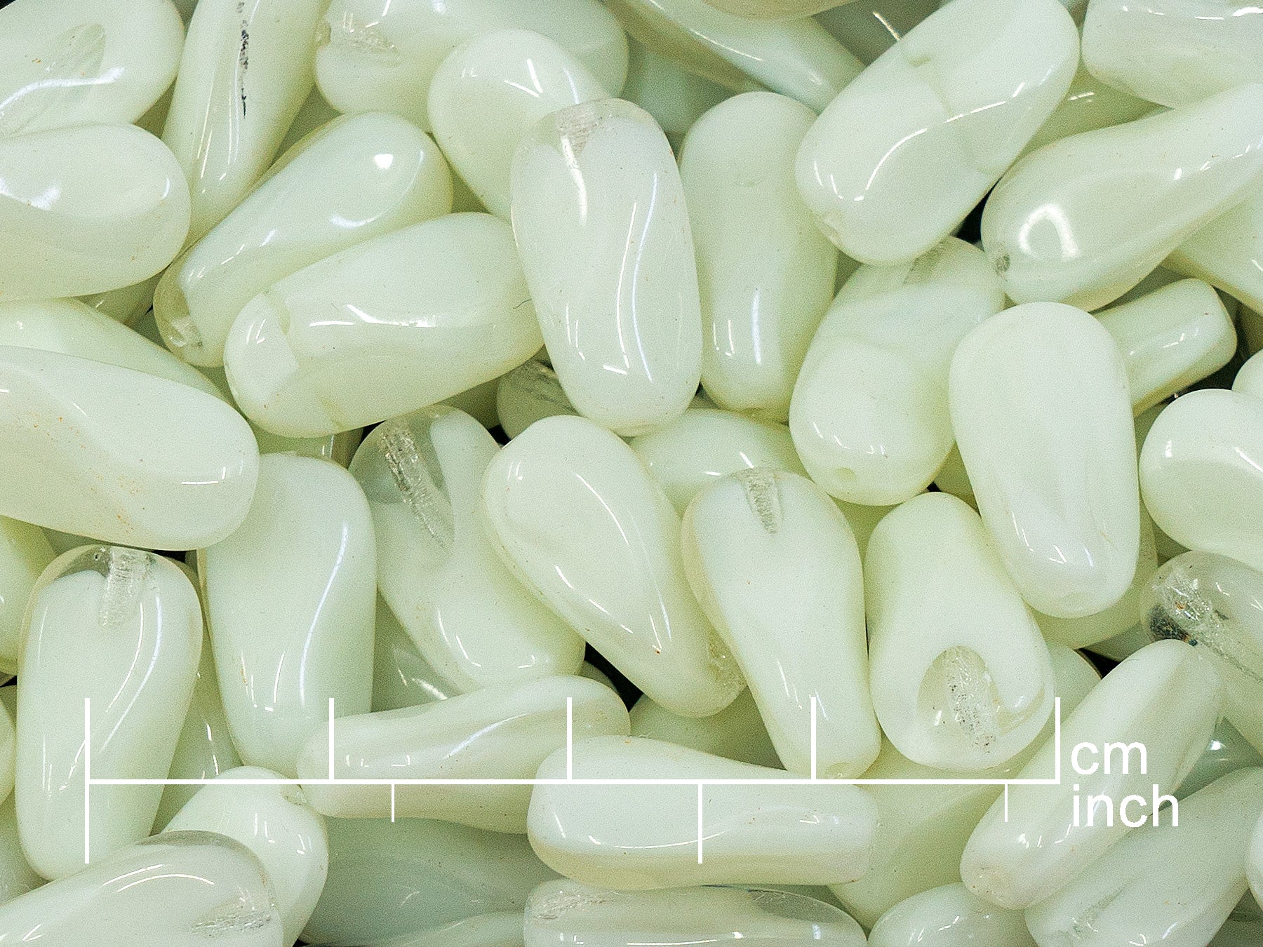 The first & the biggest bead outlet online since 2023 - huge selection, different colors, various shapes and sizes