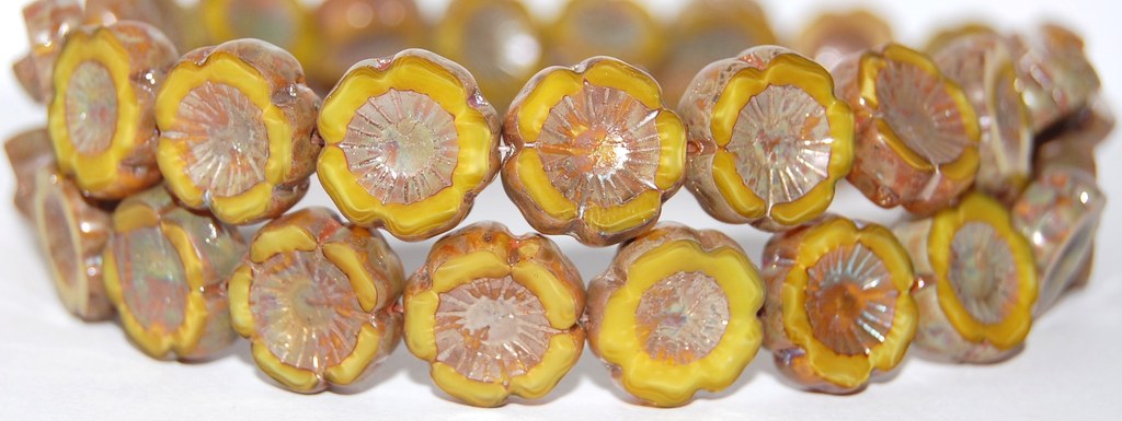 Table Cut Round Beads Hawaii Flowers, (84040 43400), Glass, Czech Republic