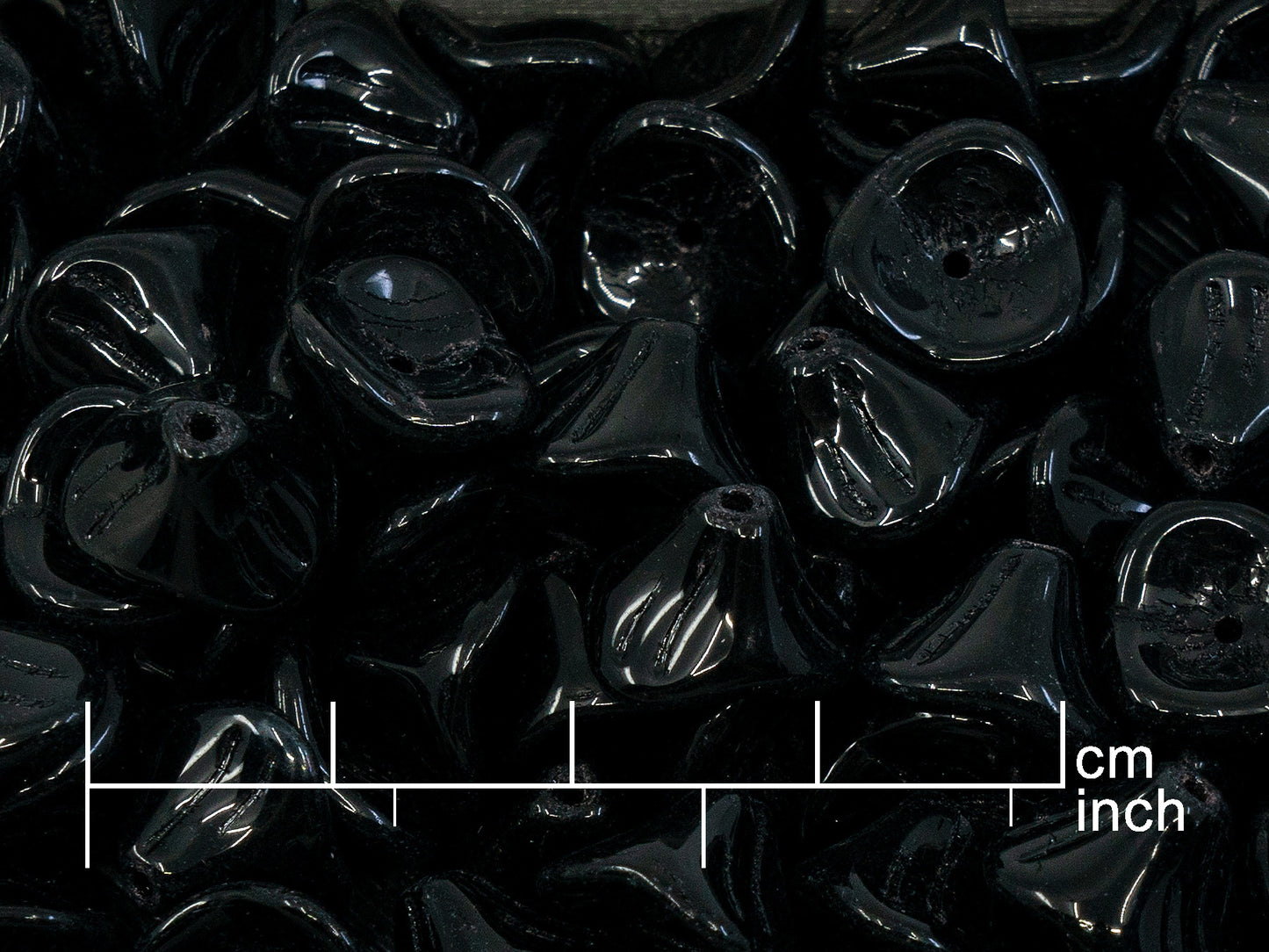 The first & the biggest bead outlet online since 2023 - huge selection, different colors, various shapes and sizes