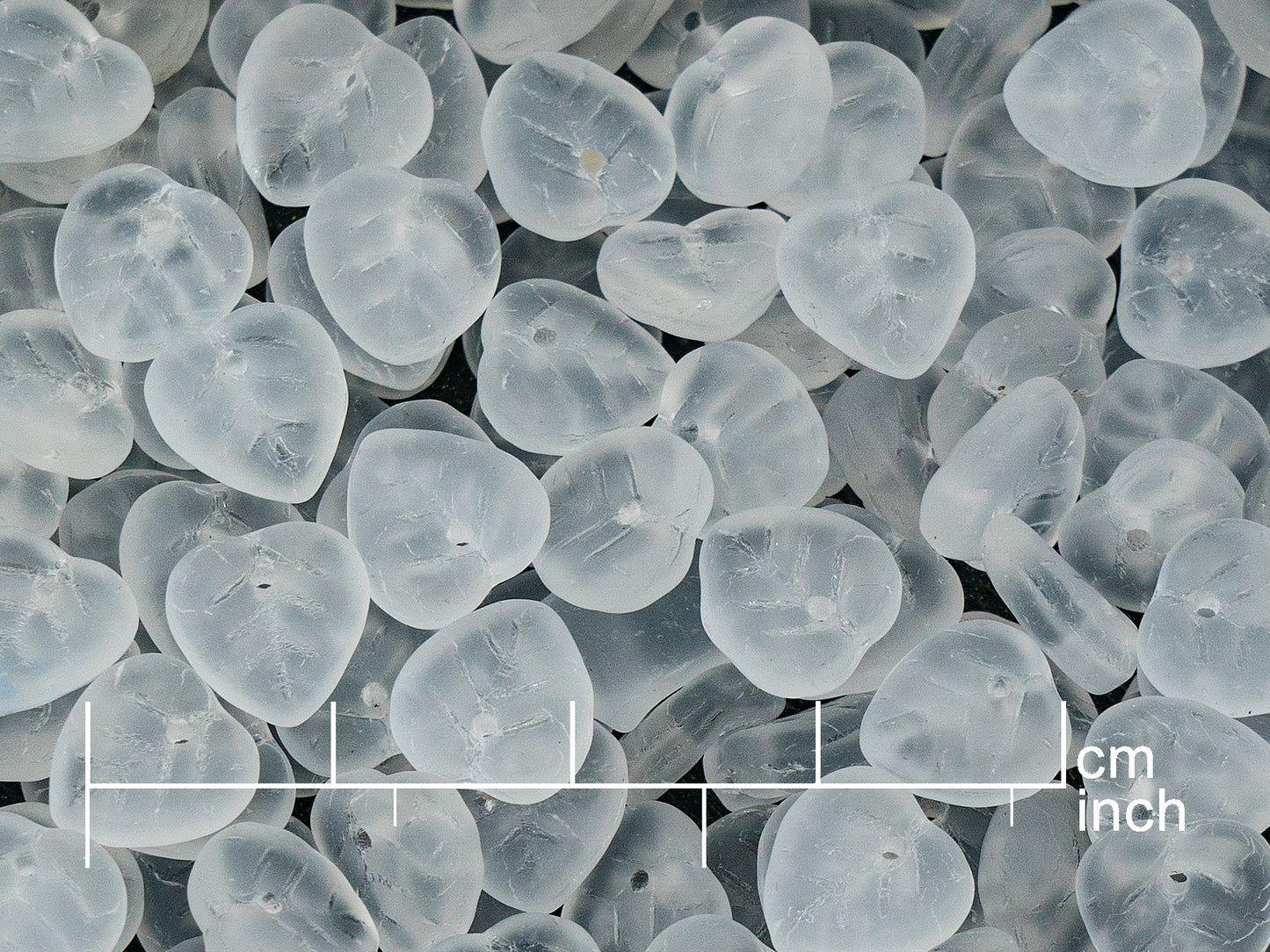 OUTLET 250g Leaf Beads, 9 mm, Crystal Matte (111-00074-09x09-00030-84110)