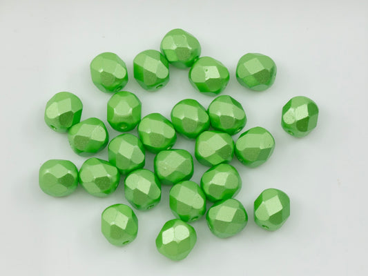 Facted Fire Polish Round Beads Pastel Green (25024), Glass, Czech Republic