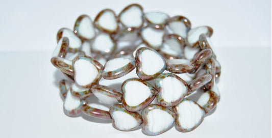 Table Cut Heart Beads, 8101 Luminescent Green (8101 65431), Glass, Czech Republic