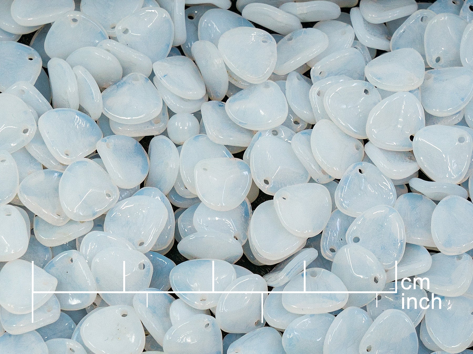 The first & the biggest bead outlet online since 2023 - huge selection, different colors, various shapes and sizes