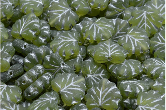 メープルリーフビーズ、透明グリーンシルバーラインマット（50220-54301-84100）、ガラス、チェコ共和国