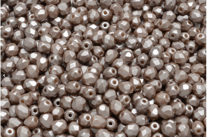 ファセット加工ビーズラウンド、ホワイトライトブラウン（02010-25005）、ボヘミアクリスタルガラス、チェコ共和国