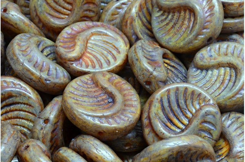 化石コインビーズ、白紫茶色光沢斑点（02010-65329）、ガラス、チェコ共和国