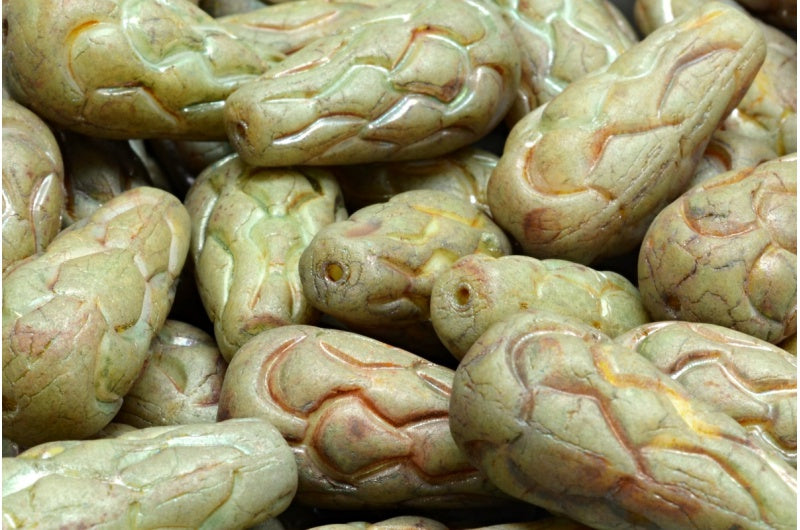 松果珠，带绿色光泽的白色哑光染色 (02010-84100-65455)，玻璃，捷克共和国
