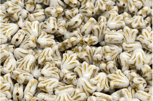 ユリの花のビーズ、ホワイトオパール、ゴールドライン（02020-54202）、ガラス、チェコ共和国