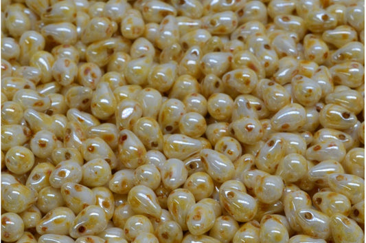 ドロップビーズ、ホワイトステイン、光沢琥珀色（02010-65401）、ガラス、チェコ共和国