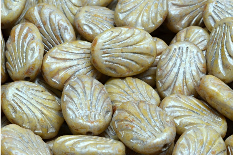 椭圆形带线条，白色奶油色光泽斑点 (02010-65321)，玻璃，捷克共和国
