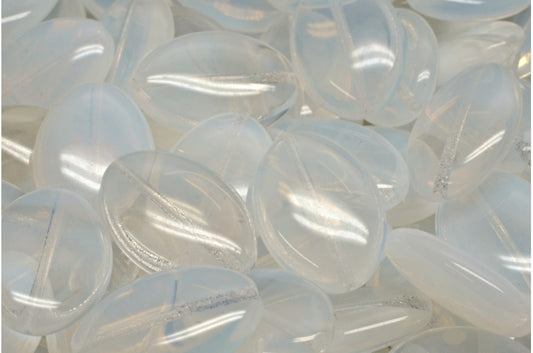 椭圆形珠子，蛋白石白 (01000)，玻璃，捷克共和国