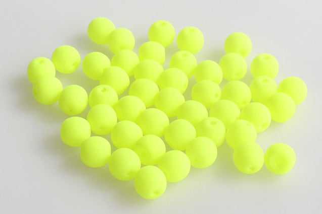 Round Pressed Beads 6 mm, Chalk White Yellow (3000-25121), Bohemia Crystal Glass, Czechia 11119001