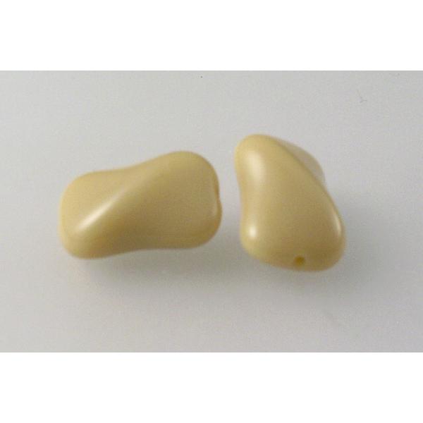 Pressed Beads Twisted Rectangle 15 x 10 mm, Beige (13020), Bohemia Crystal Glass, Czechia 11130370