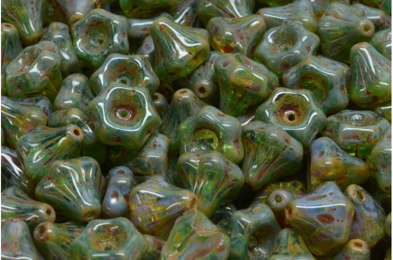 Flower Bell Beads, Transparent Green Emerald Stain Strong (50700-86805), Glass, Czech Republic
