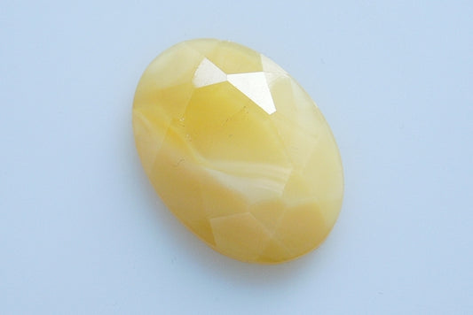 Crystal Glass Gemstone Oval 25 x 18 mm, Beige (84000), Bohemia Crystal Glass, Czechia 2130