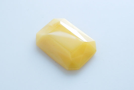 Crystal Glass Gemstone Octagon 25 x 18 mm, Beige (84000), Bohemia Crystal Glass, Czechia 2330