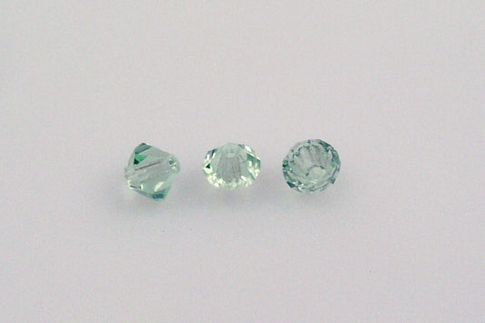 MC Bicone Xilion Cut beads High Sparkle 4 mm, Transparent Green (50800), Bohemia Crystal Glass, Czechia 45169302