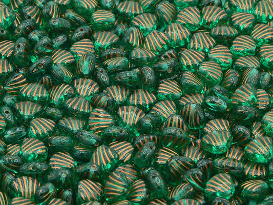 Flat Shell Beads 8 x 7 mm, Transparent Green Emerald Copper Lined (50710-54307)