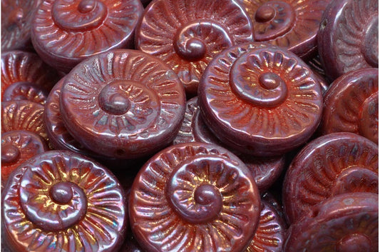 化石貝殻ビーズ、レッド・ネビュラ（93180-15001）、ガラス、チェコ共和国